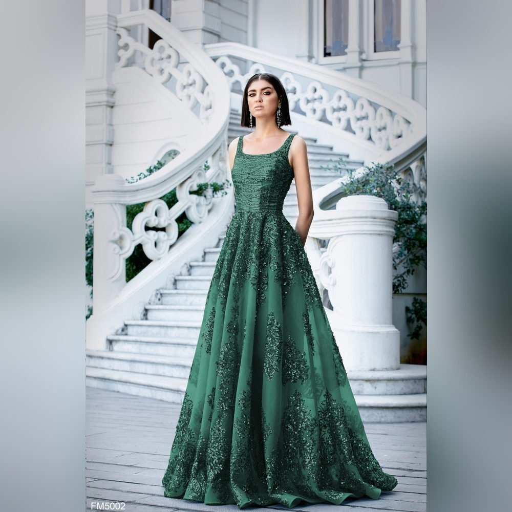 AZZURE COUTURE FM5002 DRESS